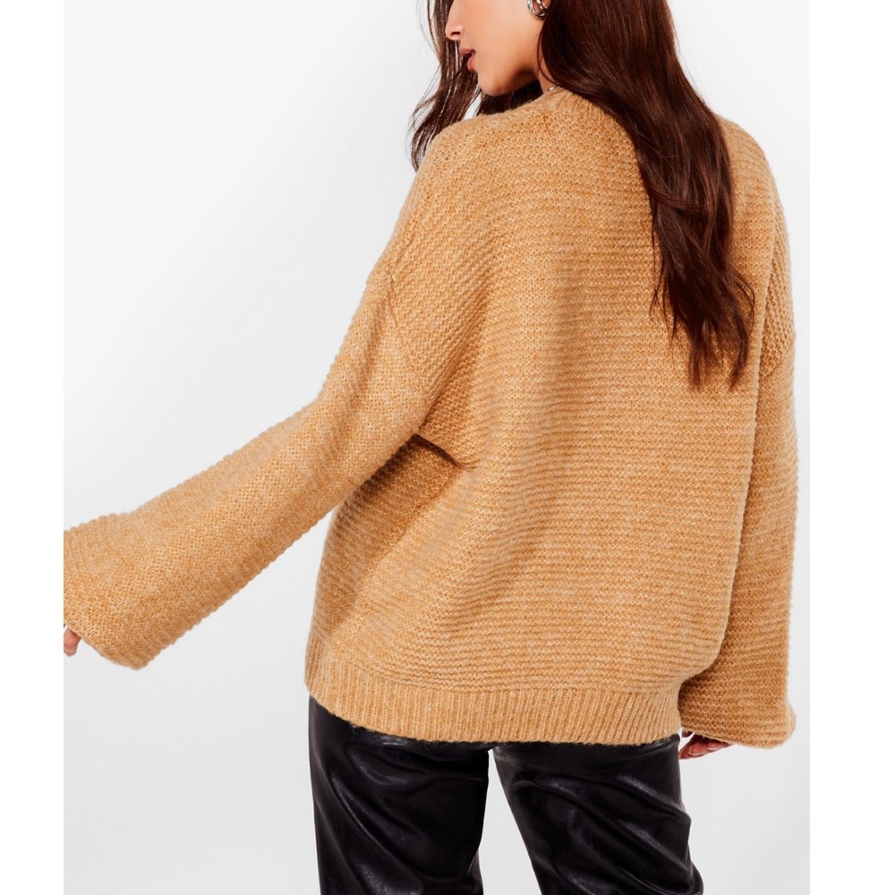 SOLD!! 🎉HP🎉 Knitted Balloon Sleeve Oversized Sweater - Picture 4 of 6